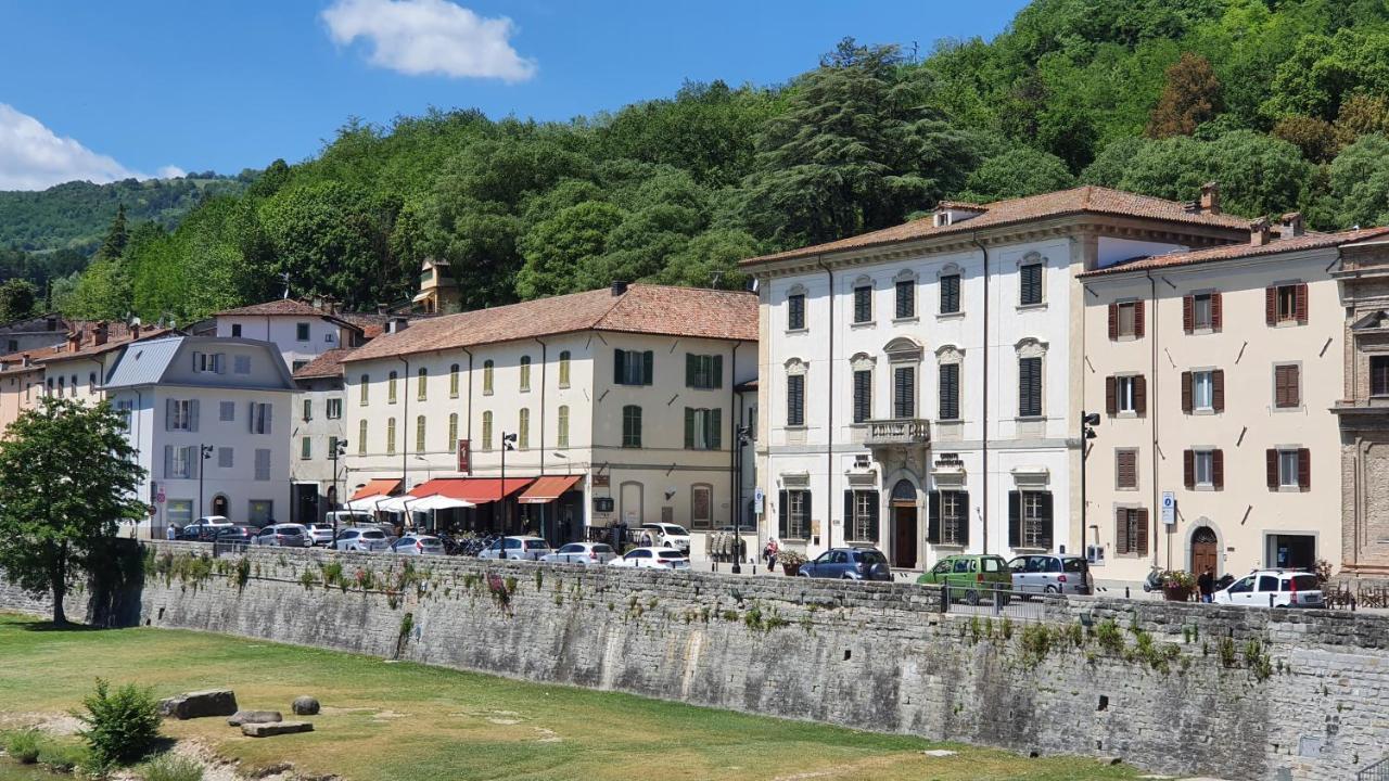 Ostello Antica Filanda Santa Sofia Exterior foto